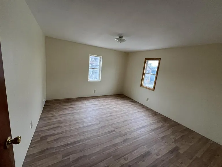 401 Nichols St #403-3 — Photo 6
