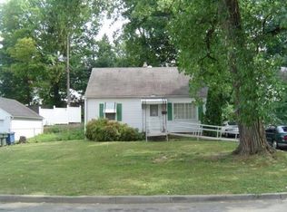 4014 Oakridge Dr, Dayton, OH 45417