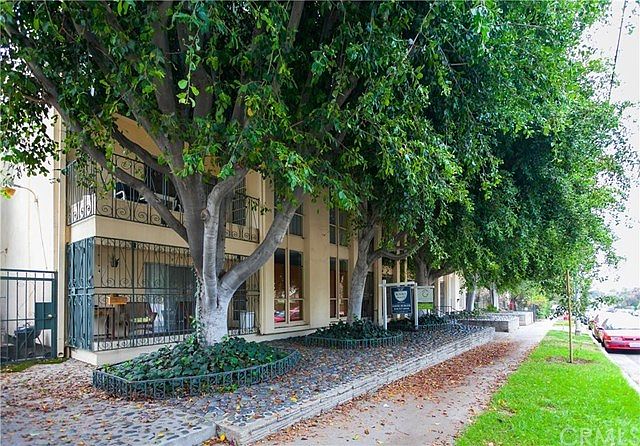 1st image of 1820 Canyon Dr APT 104