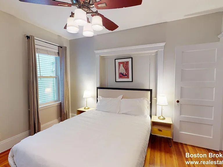 30 Roseclair St #1 — Photo 6