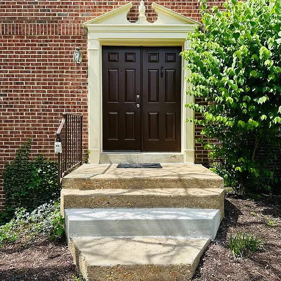 8251 Clifton Farm Ct — Photo 2