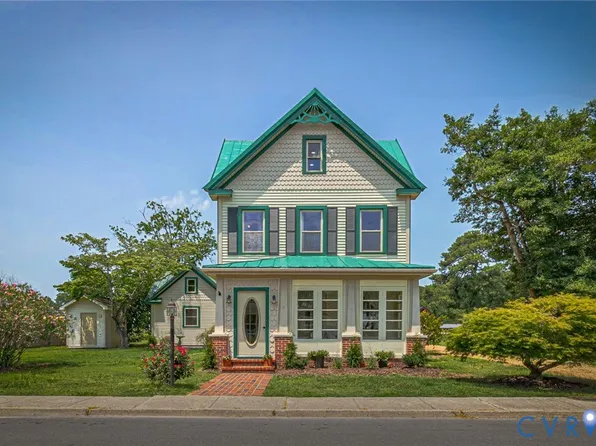 618 Main St, Reedville, VA 22539
