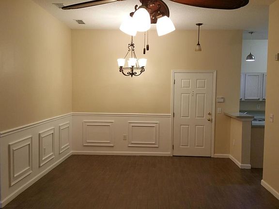 4th image of 6111 Maggies Cir Unit 102