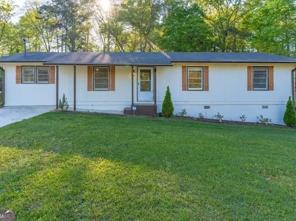 2290 Pinetree Ln NE, Conyers, GA 30012