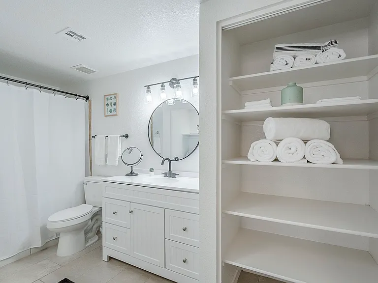 1564 N Paseo La Tinaja — Photo 26