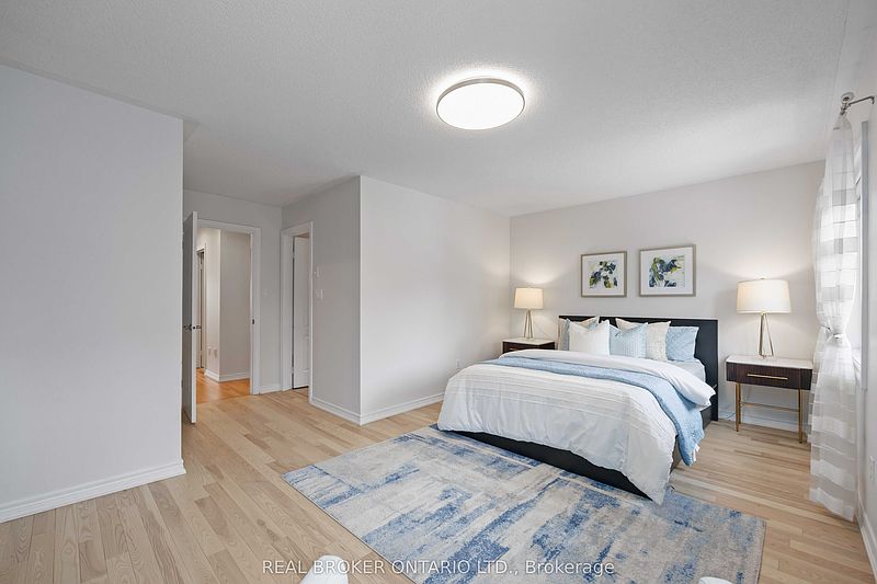 Richmond Hill Townhouse for rent - 4 Bedrooms — photo 32