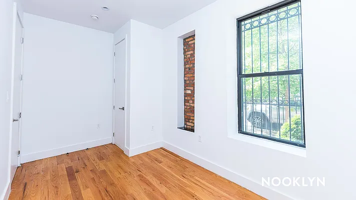 Rented by Nooklyn NYC LLC | media 9