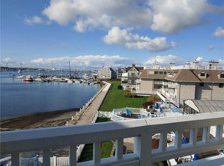 551 Thames St #538, Newport, RI 02840