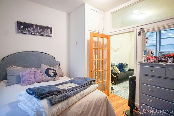 Rented by City Connections Realty | media 24