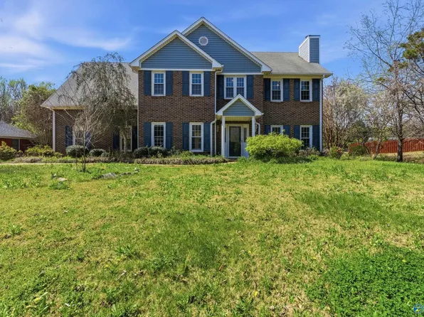 106 Golden Oak Dr, Huntsville, AL 35806