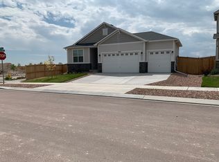 8002 Goldenray Pl, Colorado Springs, CO 80908