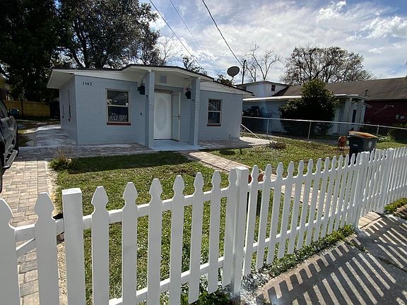 2nd image of 1142 W 31st St