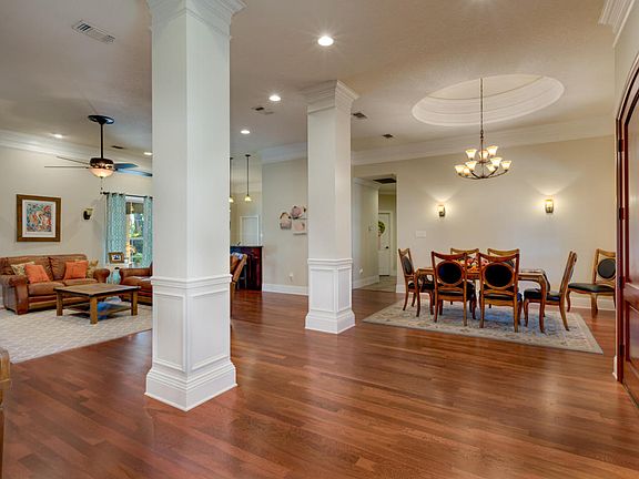 4th image of 3001 Oakleigh Cir