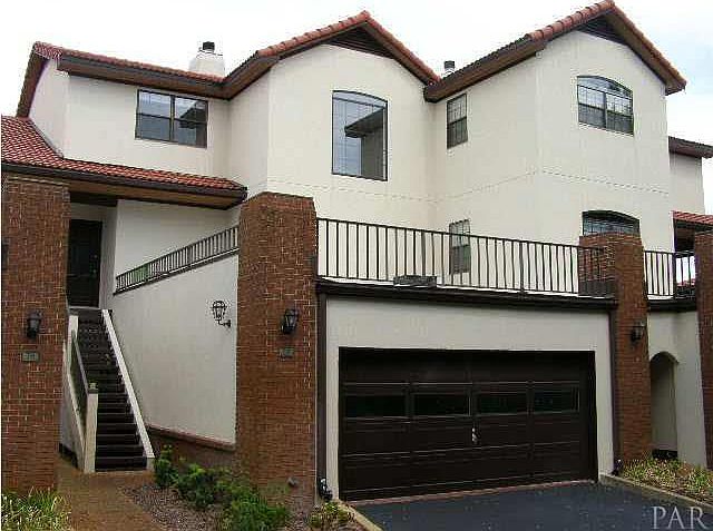 1st image of 72 Baybridge Dr