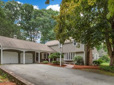 105 Gleason Rd, Reading, MA, 01867