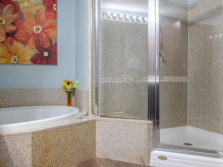 9902 S Thomas Dr #1630 — Photo 34