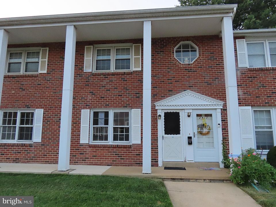 1st image of 2319 Taggart Ct #319T