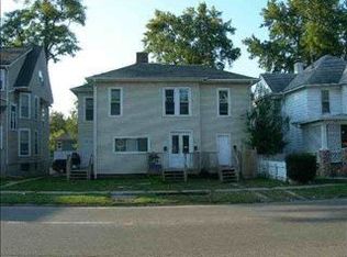 315 E Locust St, Bloomington, IL 61701
