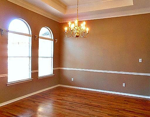 4th image of 15364 Lakeview Ct