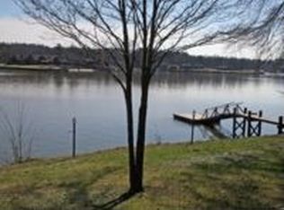 4532 River Shore Dr, York, SC 29745
