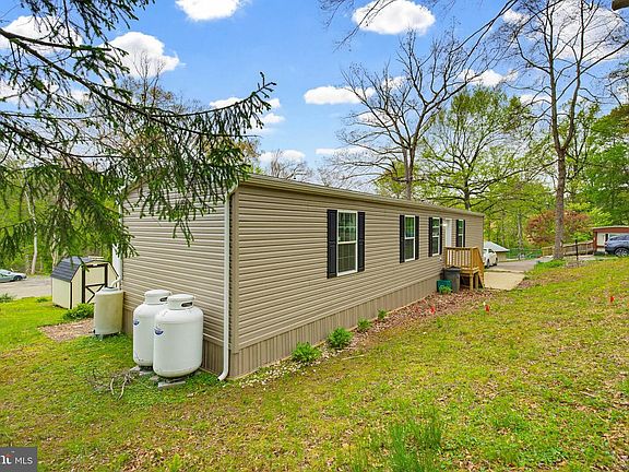 5th image of 503 Cedar Ln