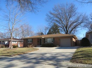 2408 Tamaroa Trl, Springfield, IL 62702