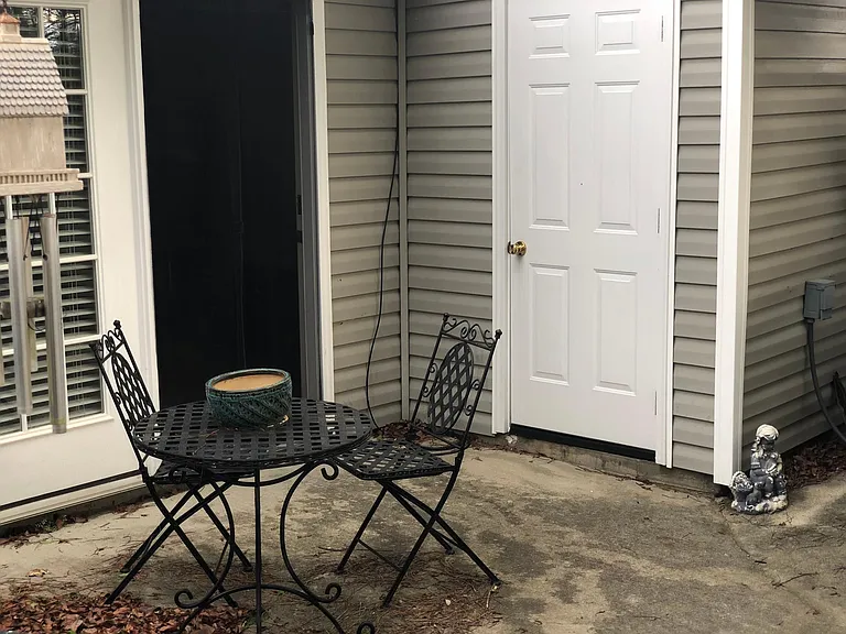 203 Twin Eagles Dr — Photo 8