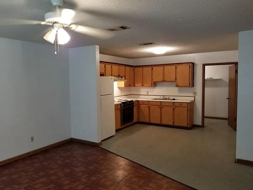 Den Kitchen