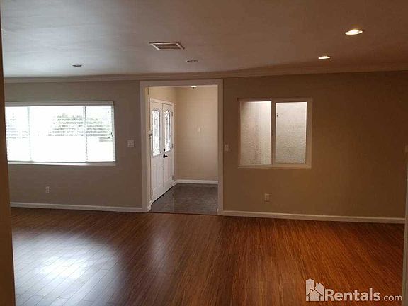 5th image of 3455 Altura Ave