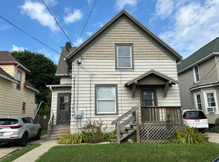 1634 Charles St, Racine, WI 53404