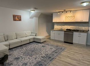 2510 N Chambliss St, Alexandria, VA 22311