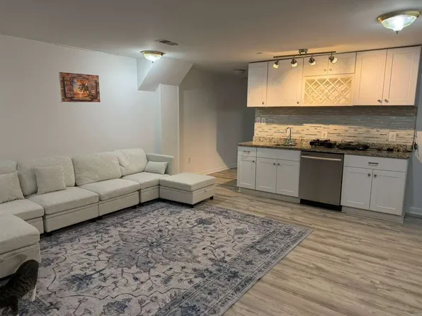 2510 N Chambliss St, Alexandria, VA 22311