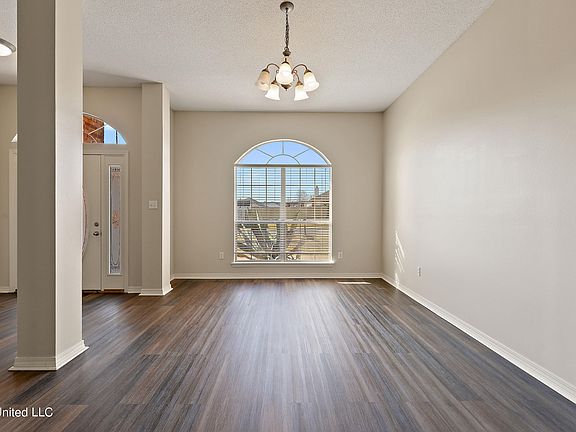 2nd image of 17289 Coventry Estates Blvd