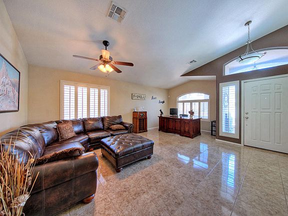 4th image of 43589 W Courtney Dr