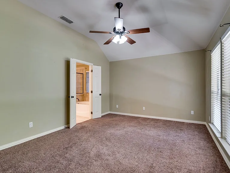 1001 Porter Pl — Photo 16
