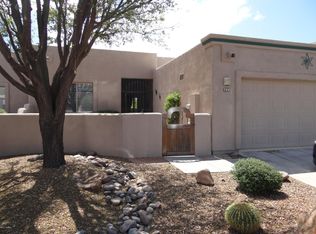 795 W Waterview Dr, Green Valley, AZ 85614