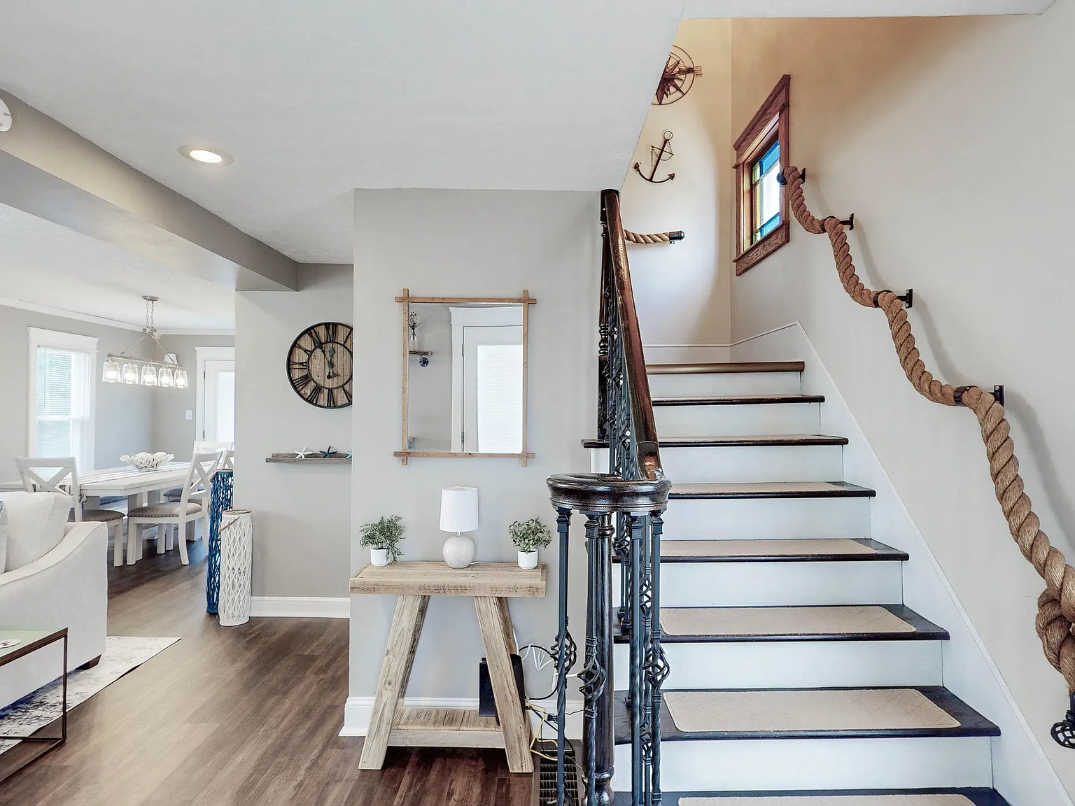 3 bed, 1346 sqft, $2,999 — Photo 4