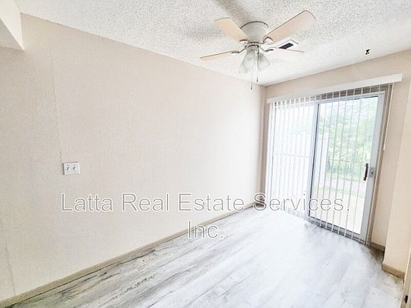 5th image of 3215 SW Iron Creek Dr
