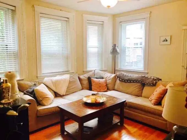91 Marion St, Brookline, MA 02446