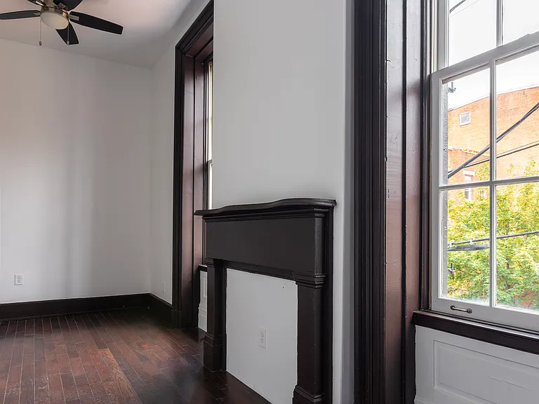 7 W Elder St #201 — Photo 8