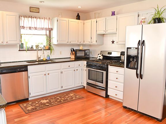 Kitchen with granite