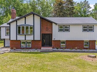 17 Brookview Dr, Pelham, NH 03076