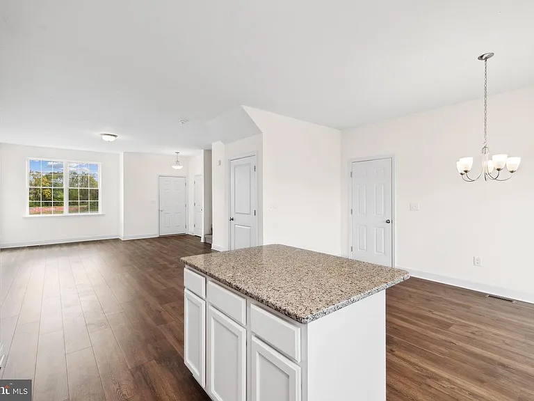 3807 Castle Dr #1 — Photo 11