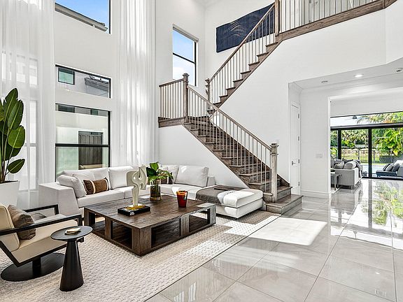 3rd image of 9065 Benedetta Place