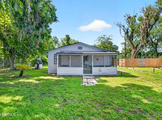 242 HOLLY Court, Jacksonville, FL 32218