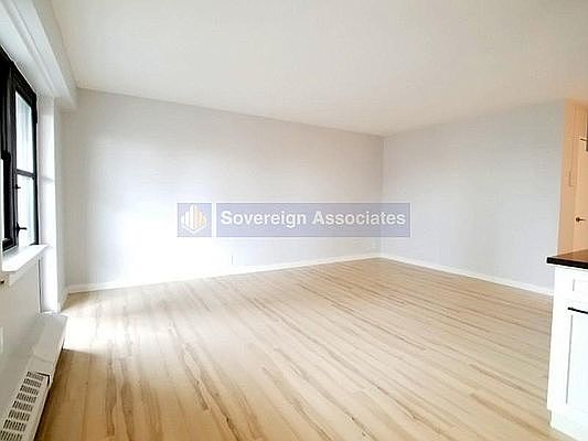 5th image of 1365 Saint Nicholas Ave APT 7N