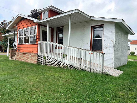 5th image of 604 Bissell St