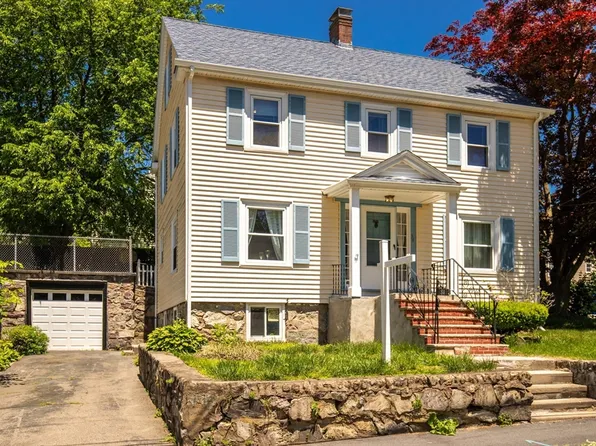 34 Blue Hill Terrace St, Milton, MA 02186