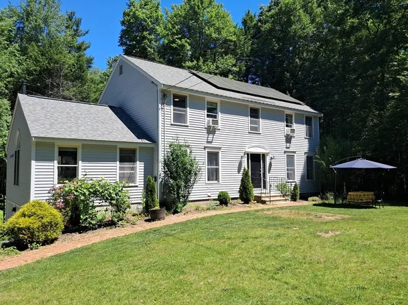 2 Wildwood Dr, Brookline, NH 03033