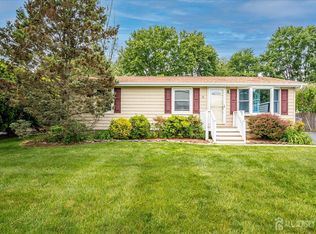 111 John St, Helmetta, NJ 08828